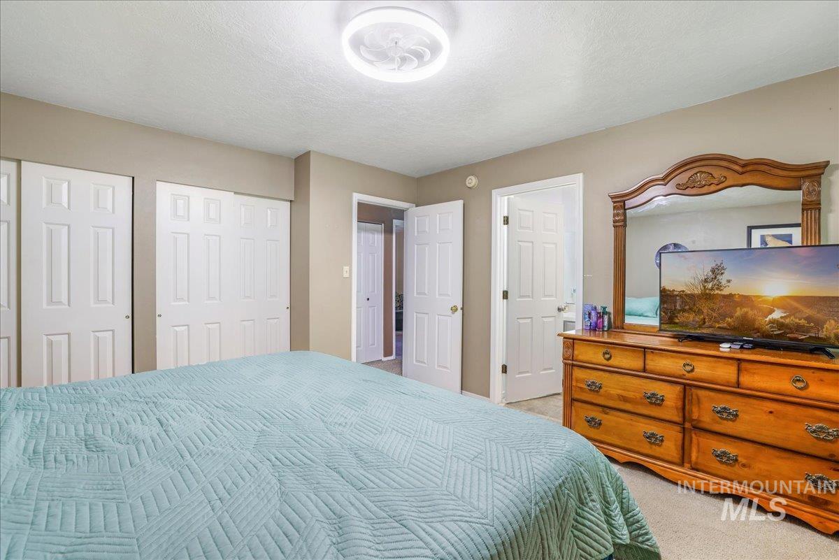 206 Diamond Drive Property Photo 14