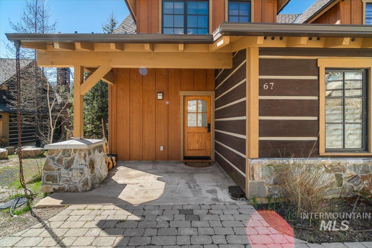 67 Golden Bar Ct Property Photo 4