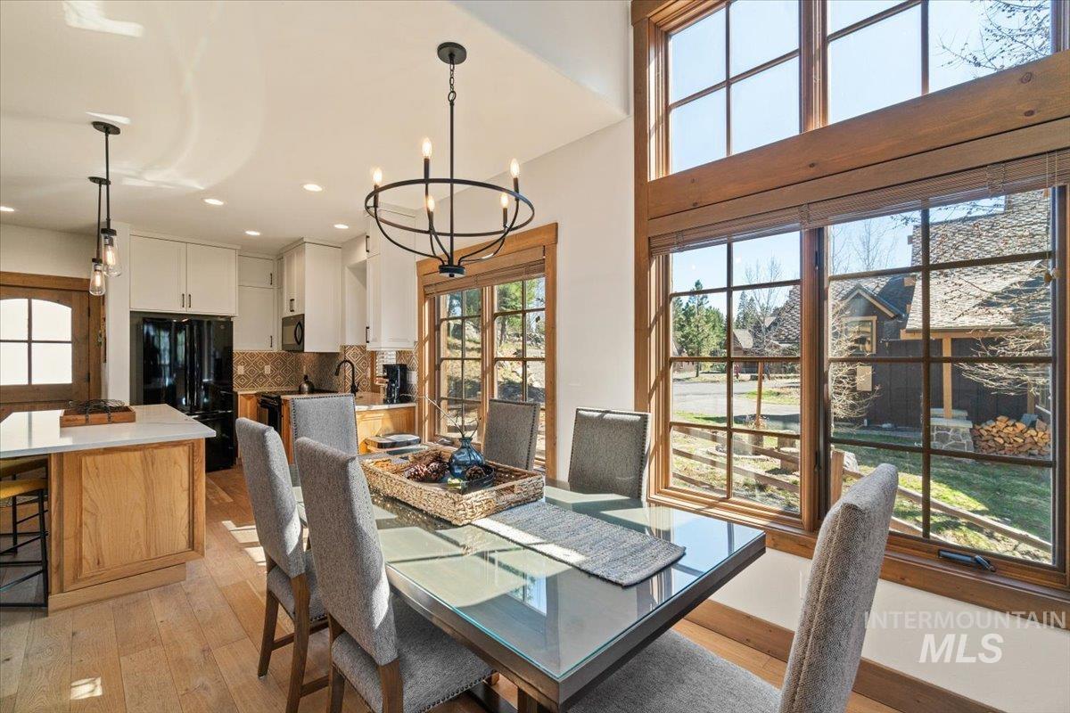 67 Golden Bar Ct Property Photo 10