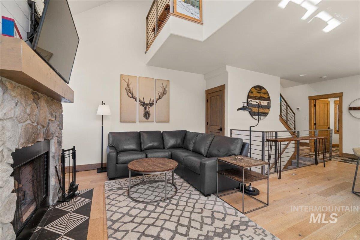 67 Golden Bar Ct Property Photo 13