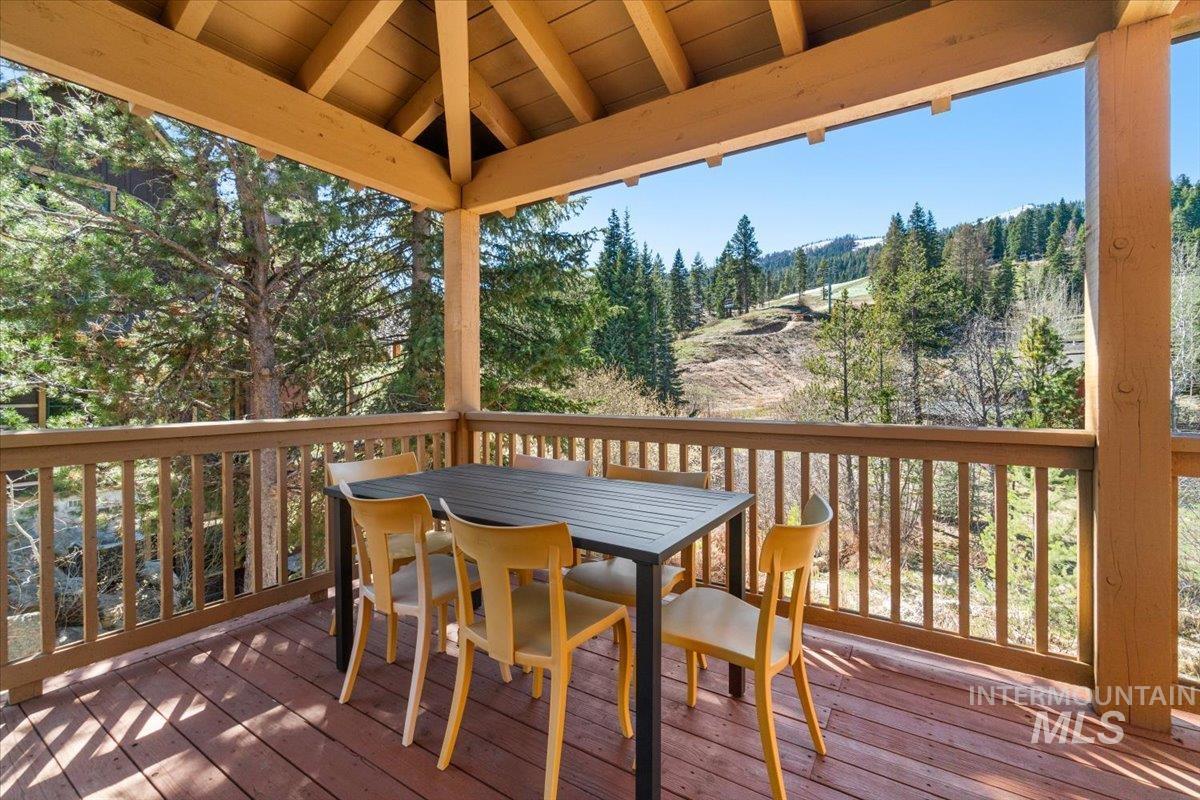67 Golden Bar Ct Property Photo 18