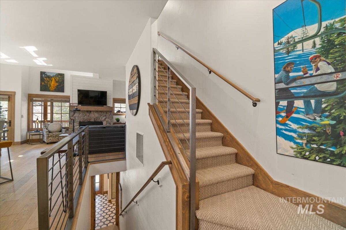 67 Golden Bar Ct Property Photo 21