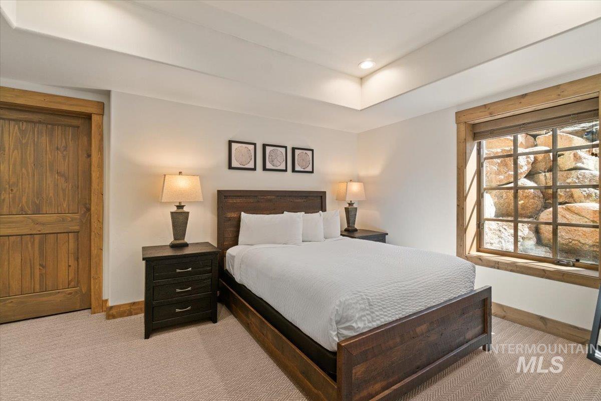 67 Golden Bar Ct Property Photo 32
