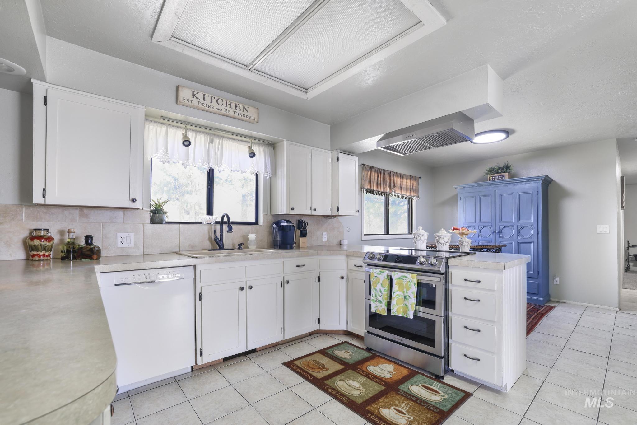 164 E 200 S Property Photo 10