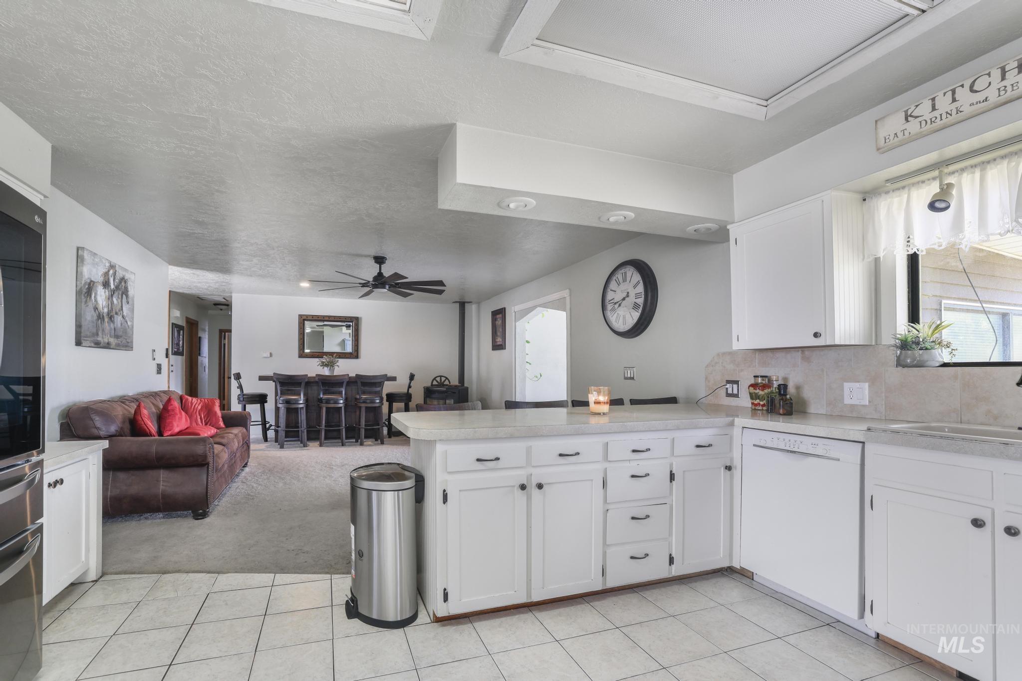 164 E 200 S Property Photo 13
