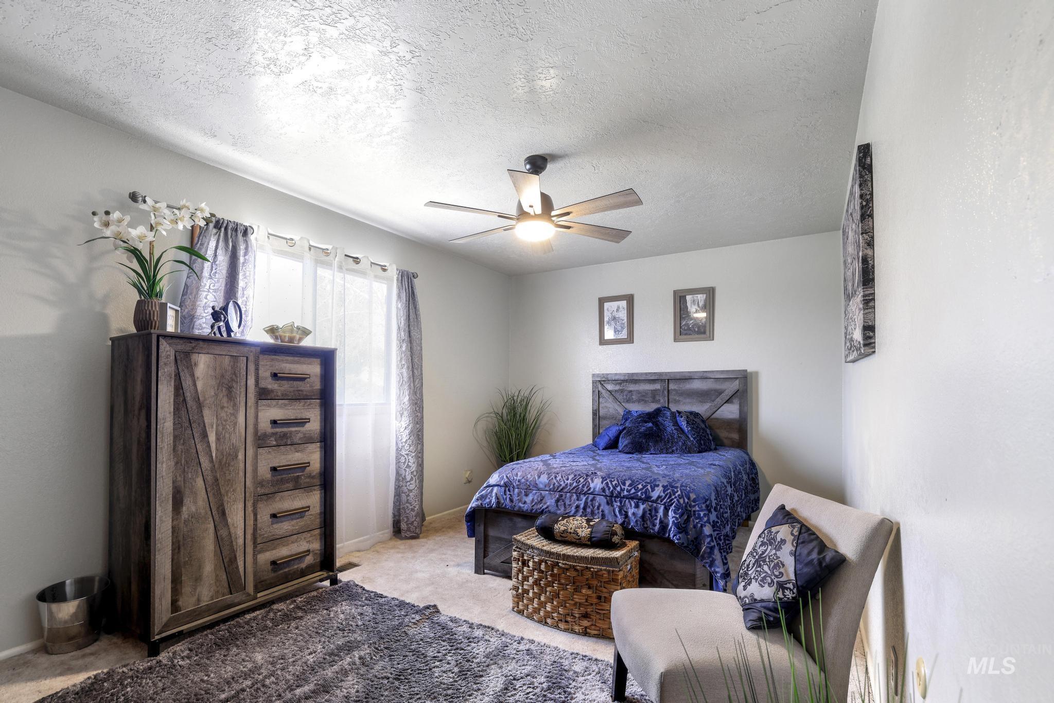 164 E 200 S Property Photo 15