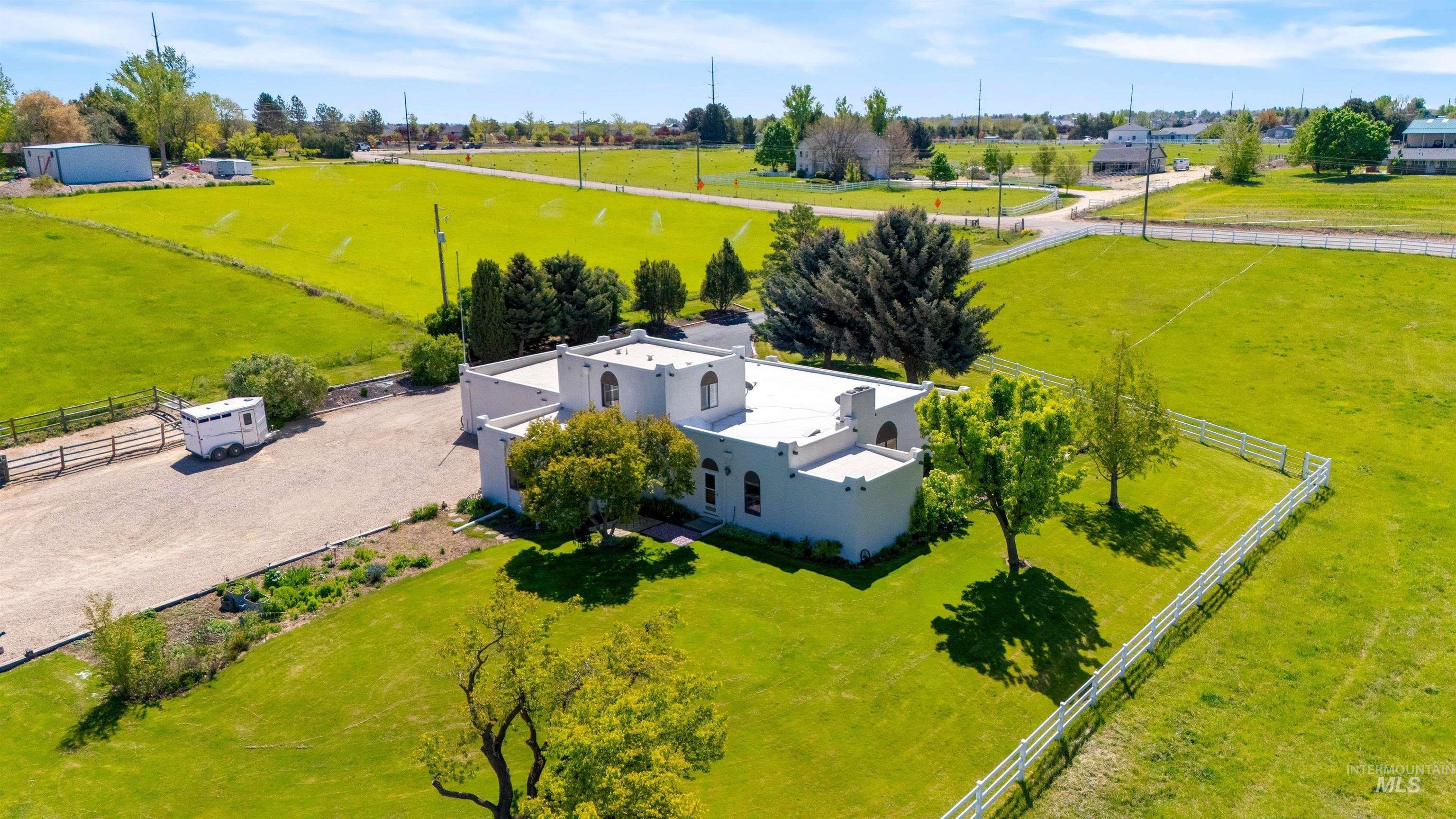 6144 E Deer Flat Road Property Photo 1
