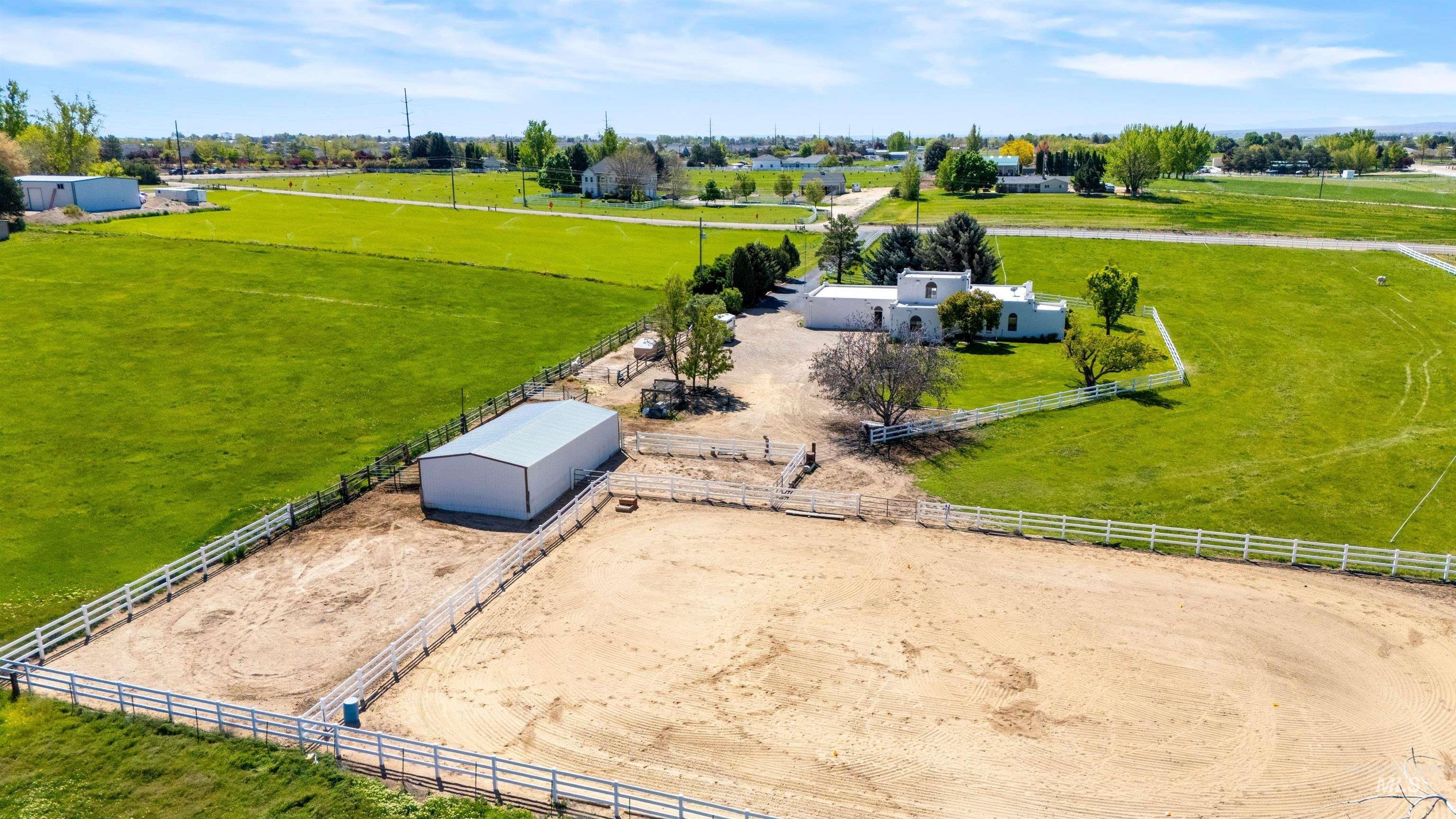 6144 E Deer Flat Road Property Photo 2