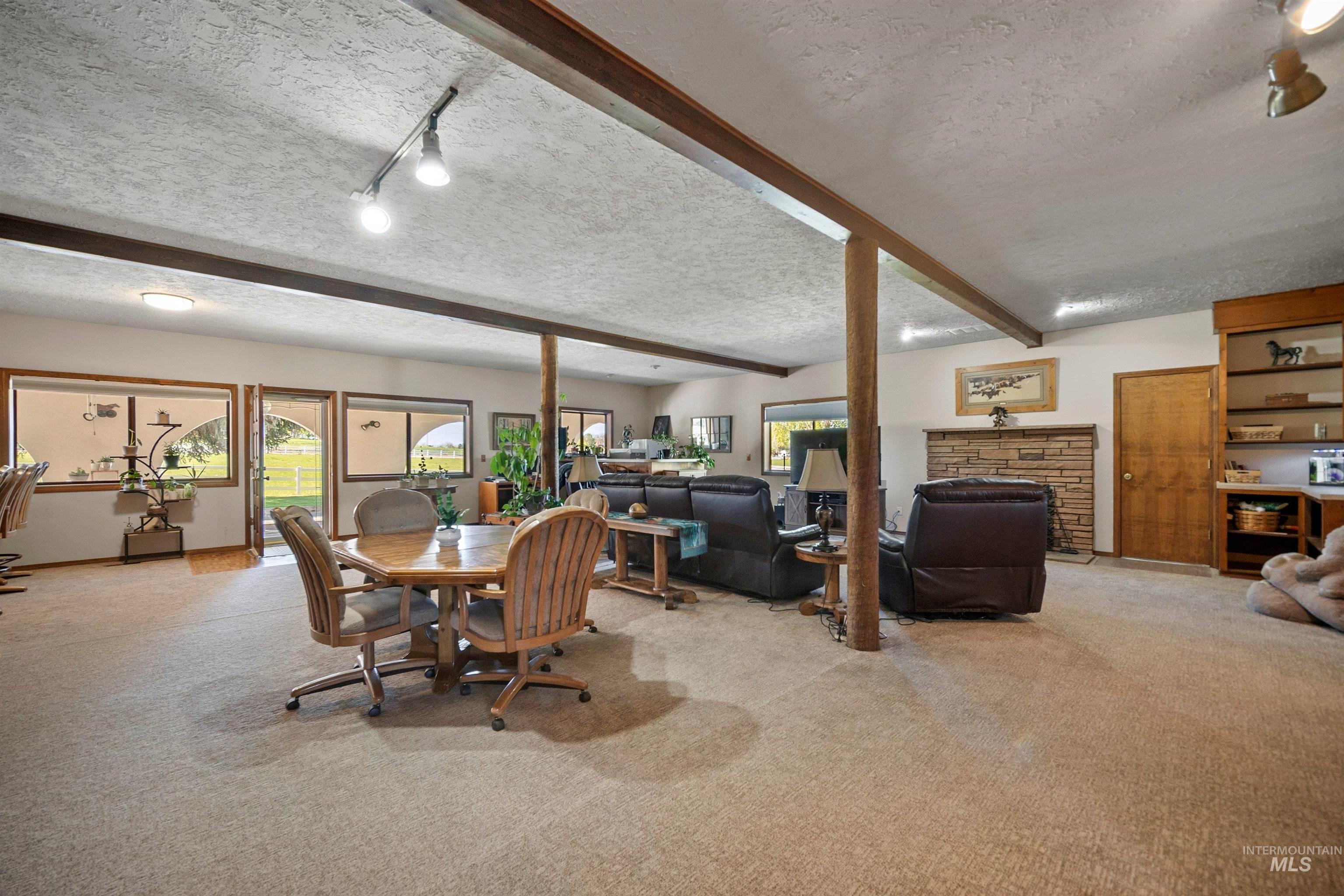 6144 E Deer Flat Road Property Photo 10