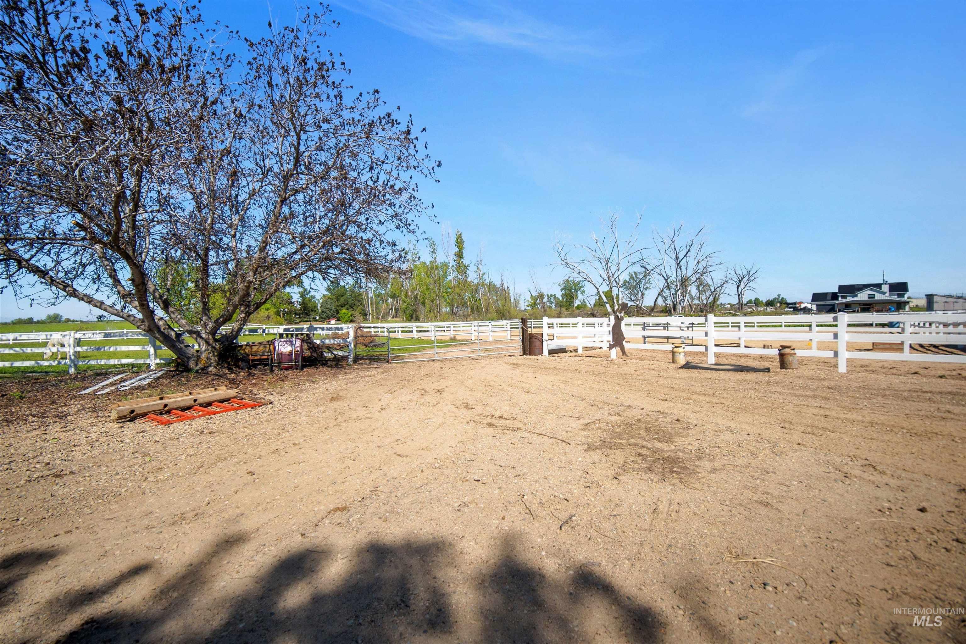 6144 E Deer Flat Road Property Photo 22
