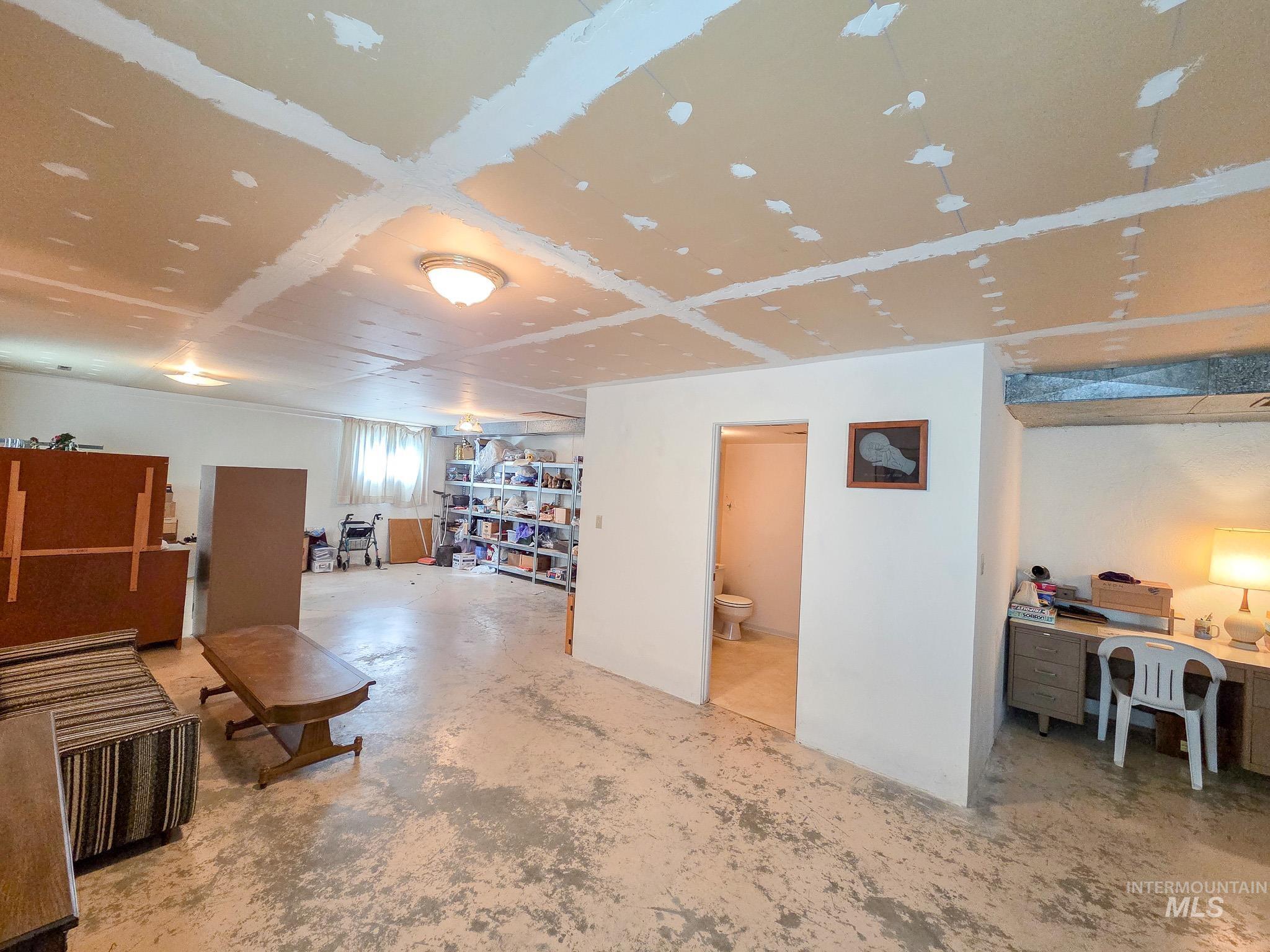 1808 Valleyview Property Photo 28