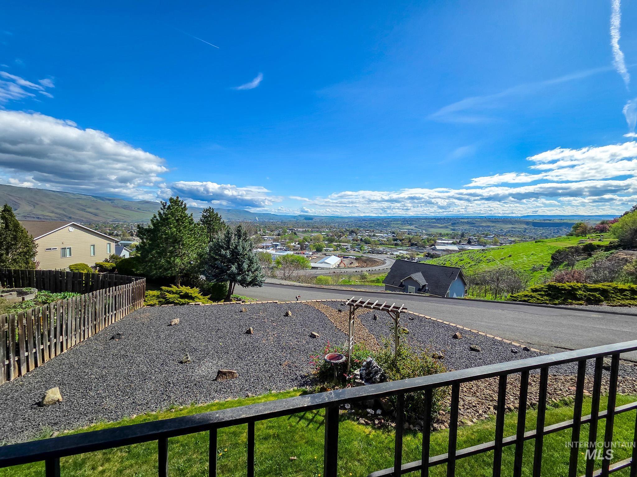 1808 Valleyview Property Photo 31