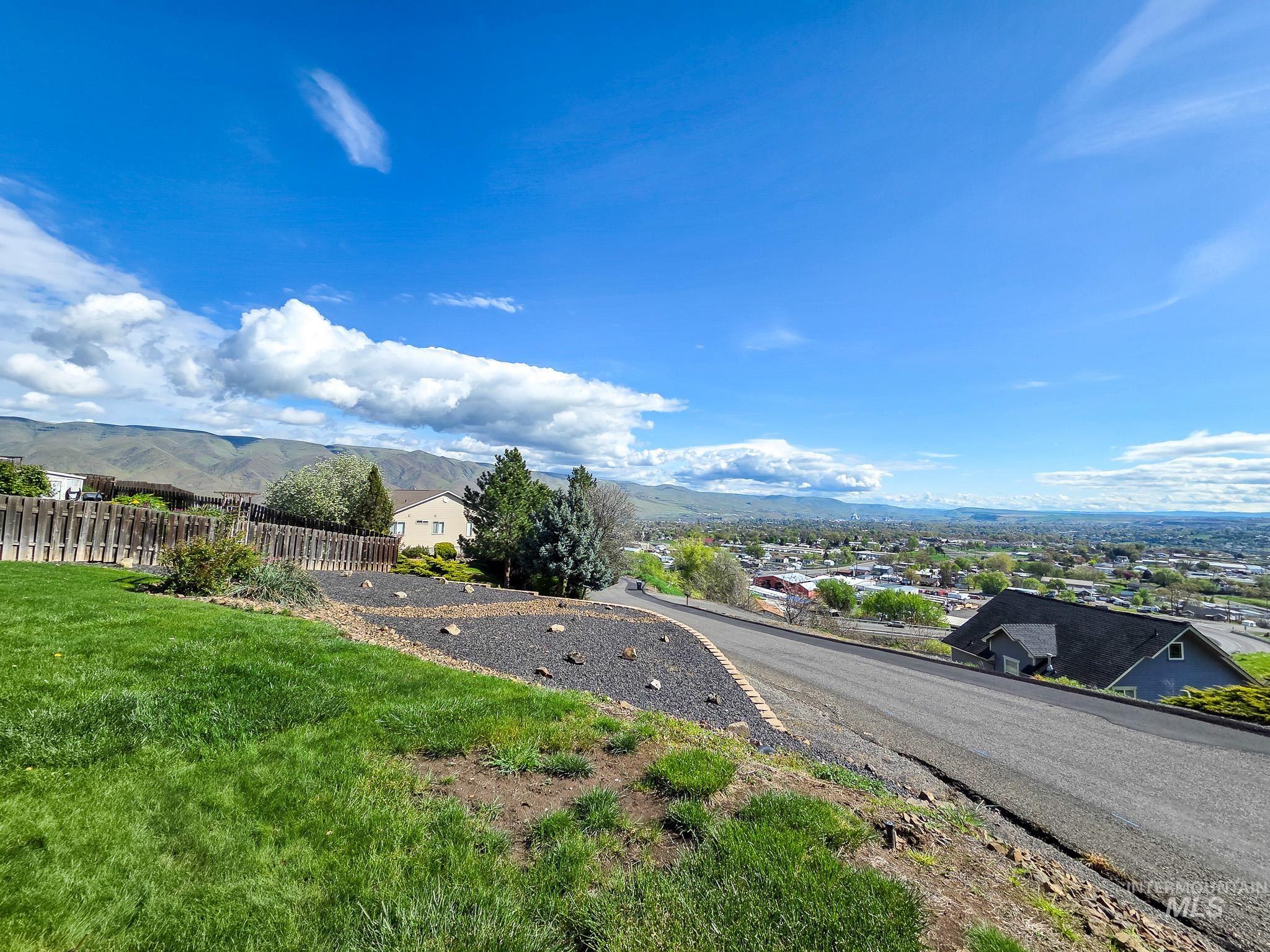1808 Valleyview Property Photo 37