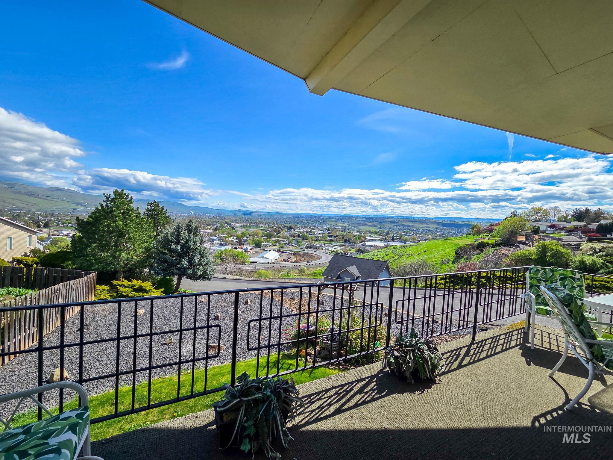 1808 Valleyview Property Photo 39