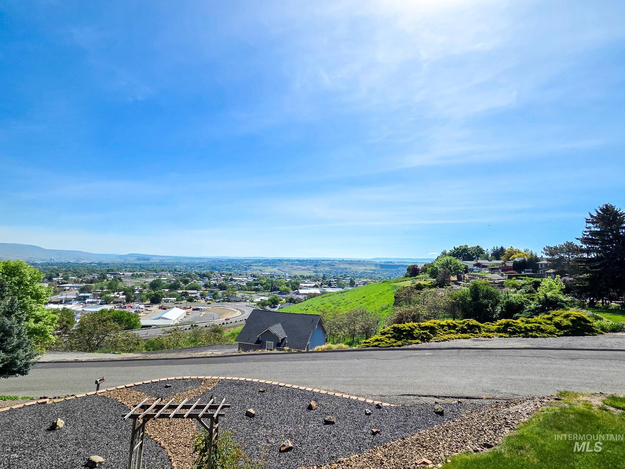 1808 Valleyview Property Photo 43