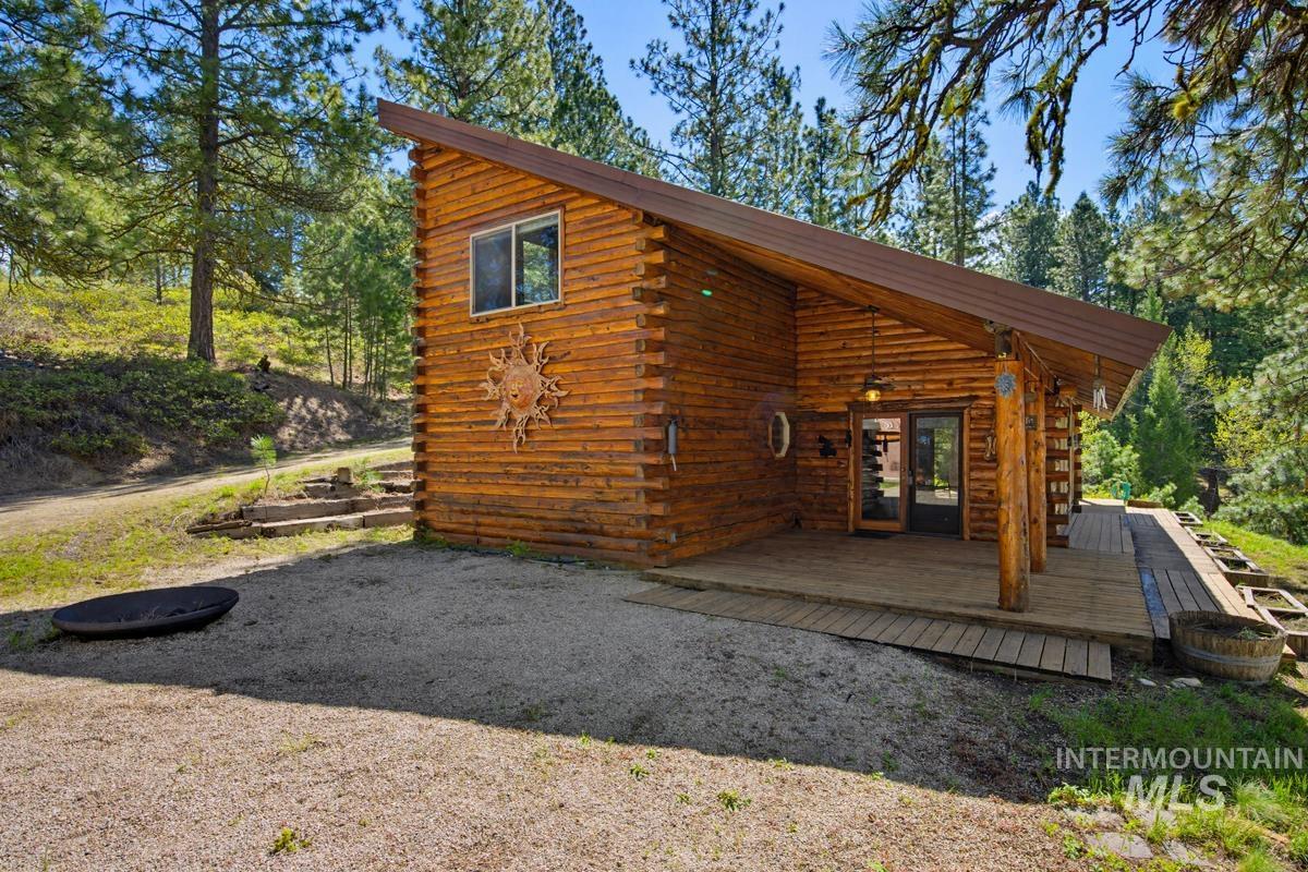 461 Hilltop Road Property Photo 1