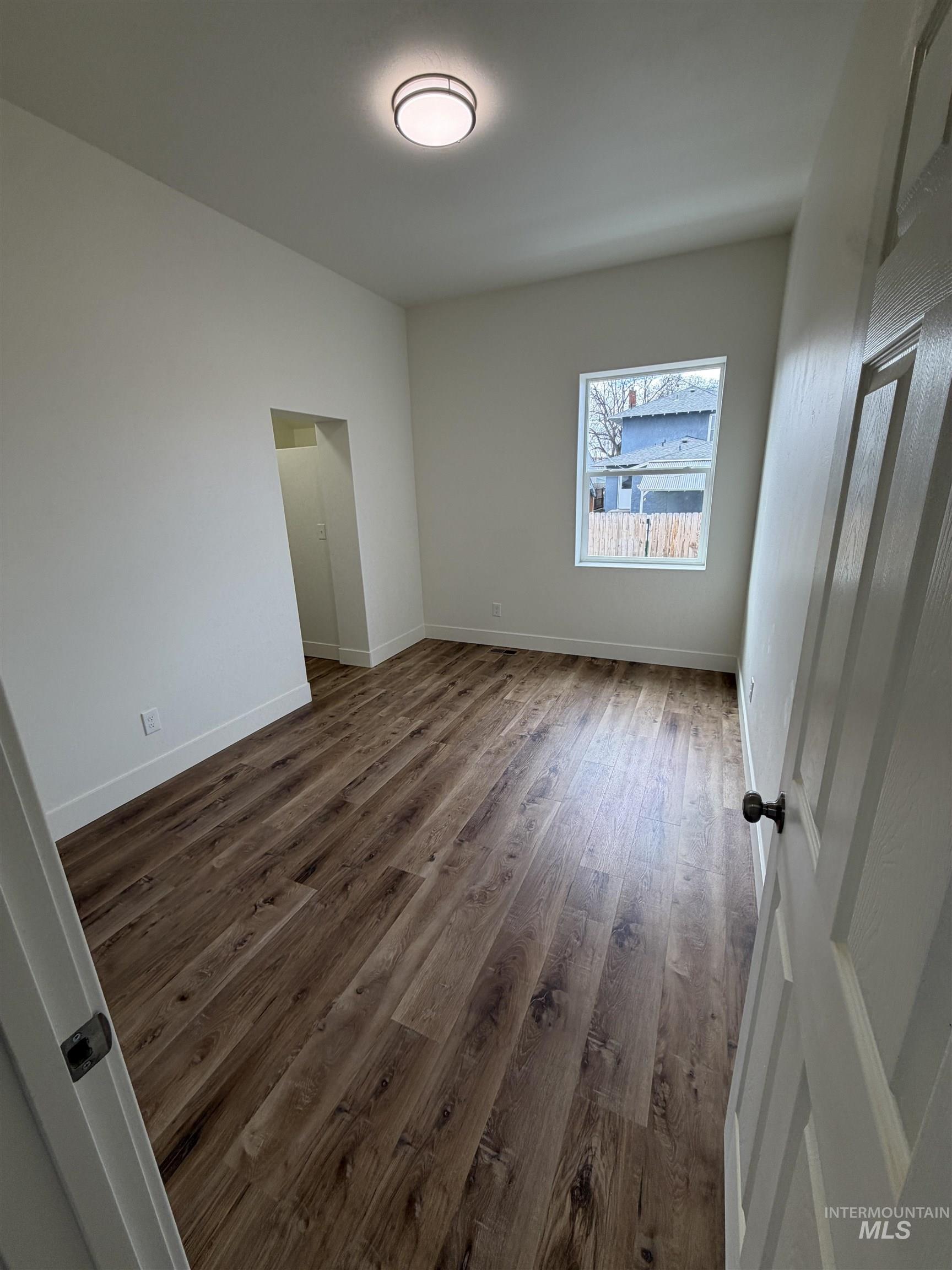 703 Locust St. Property Photo 2