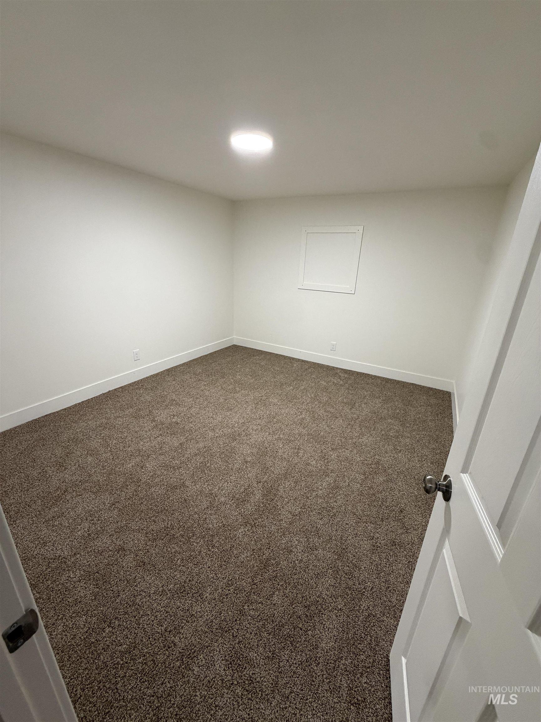 703 Locust St. Property Photo 24
