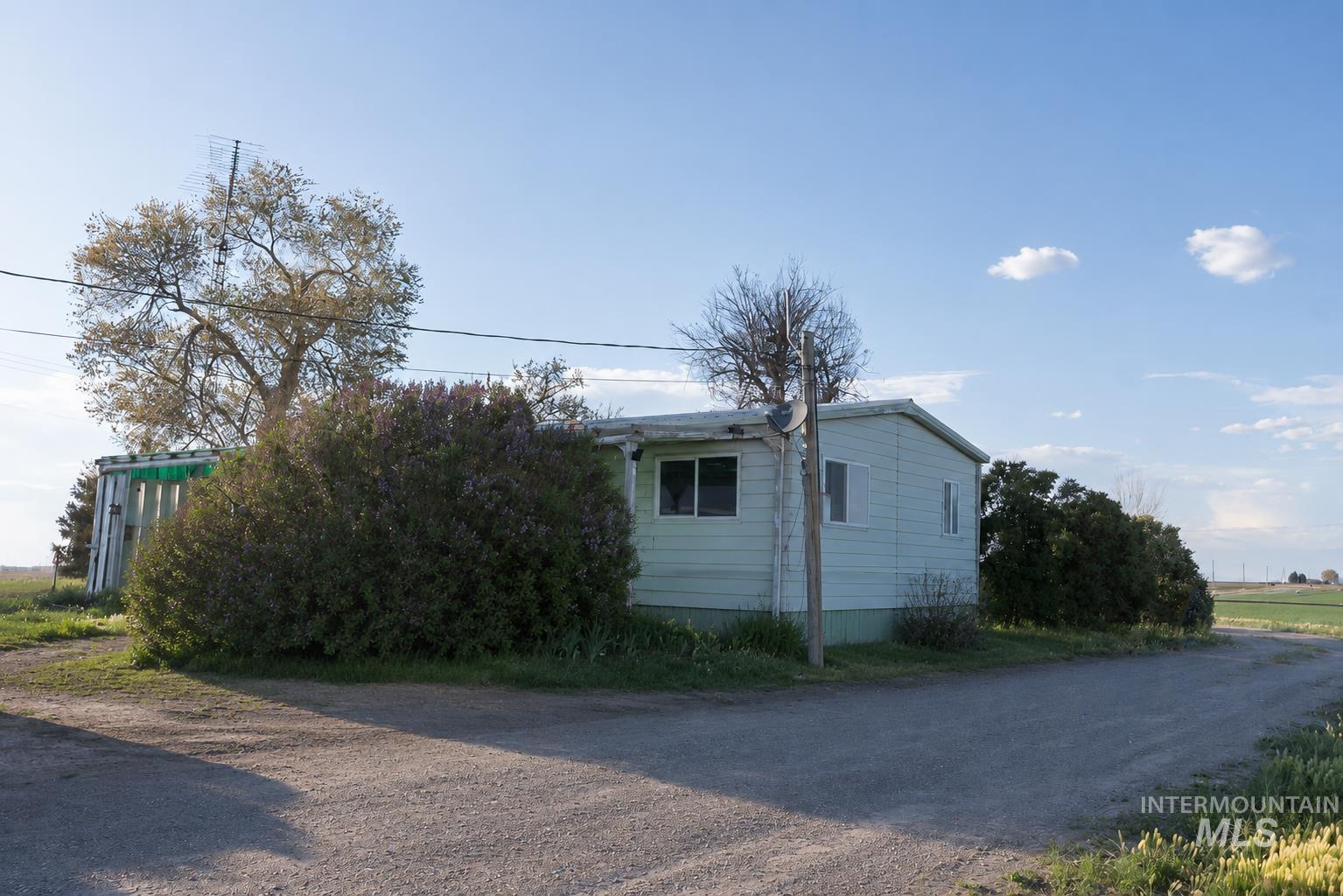 792 N 700 E Property Photo 39