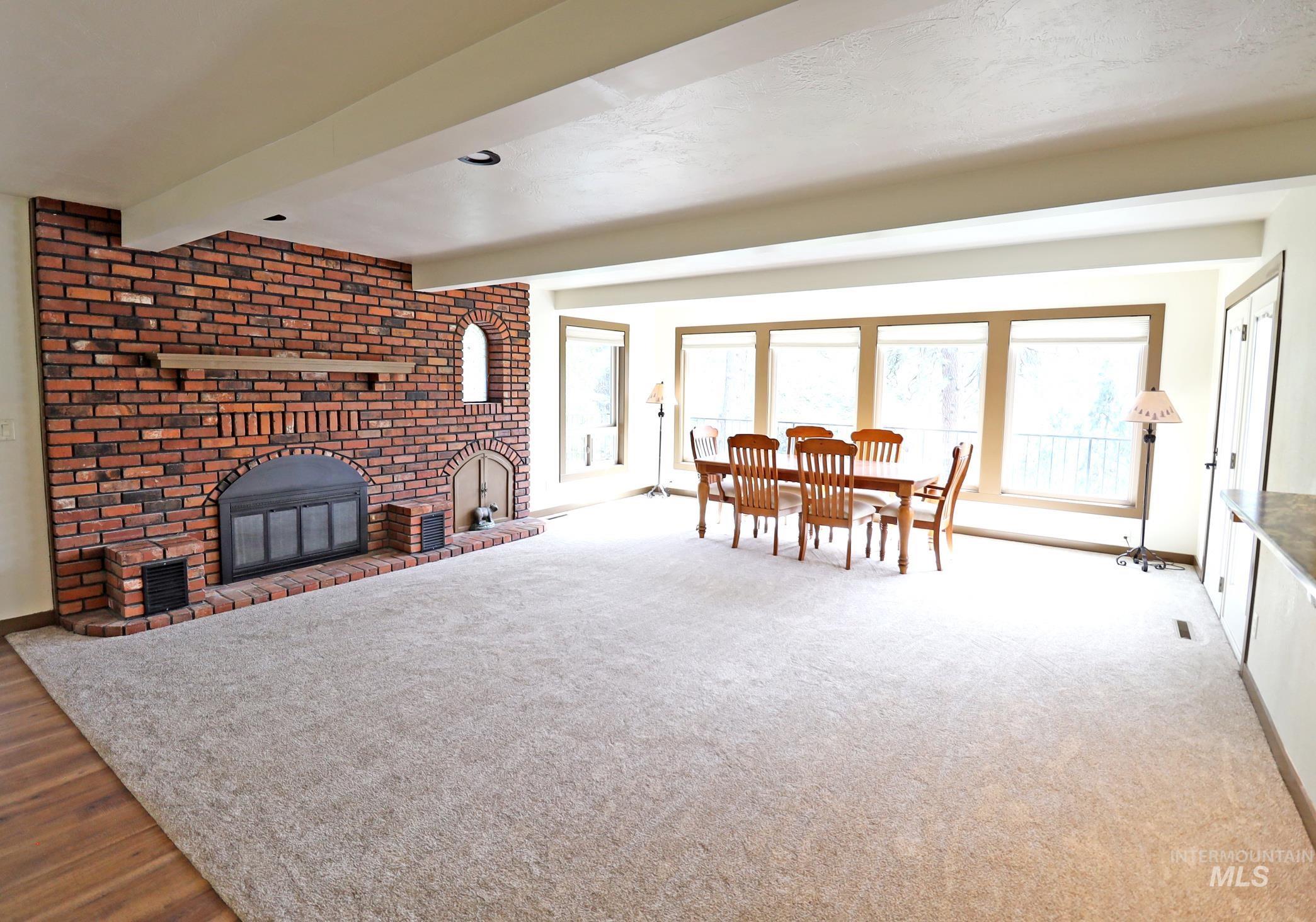 1017 Tiger Drive Property Photo 7