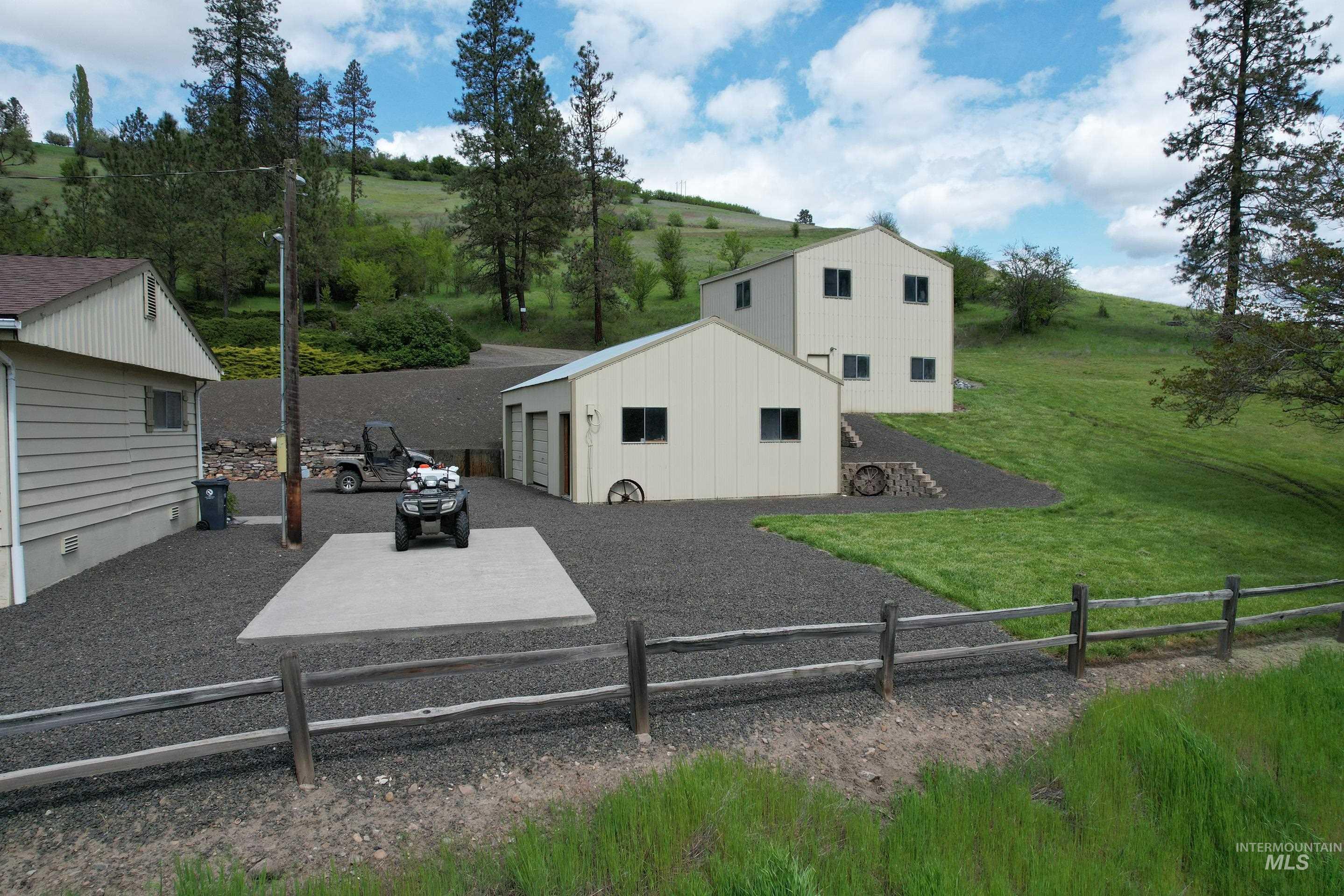 1017 Tiger Drive Property Photo 11