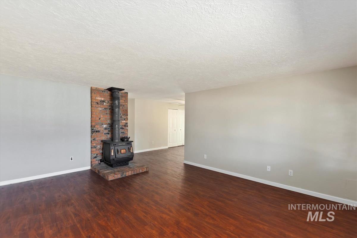 2220 Big Sky St Property Photo 7