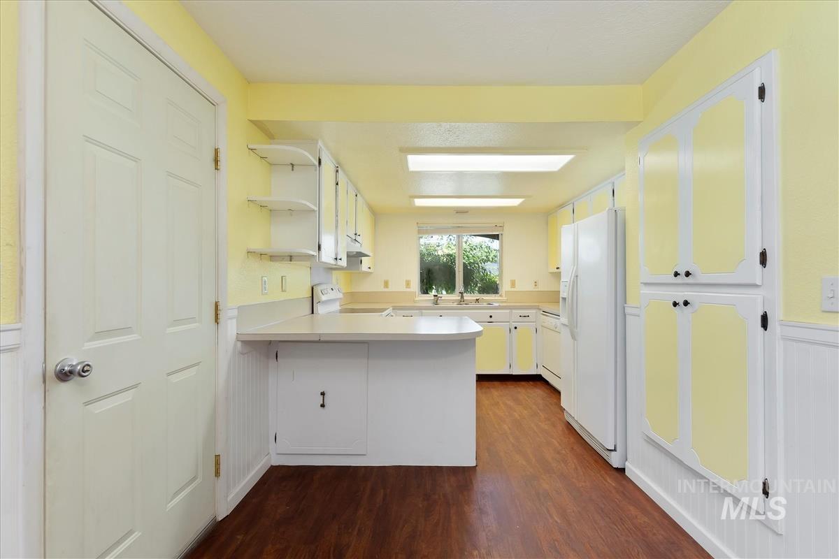 2220 Big Sky St Property Photo 9