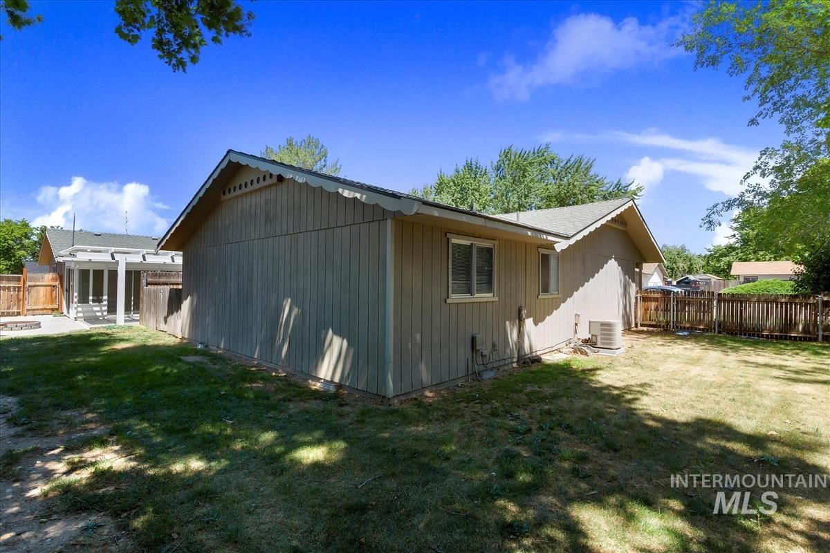 2220 Big Sky St Property Photo 21