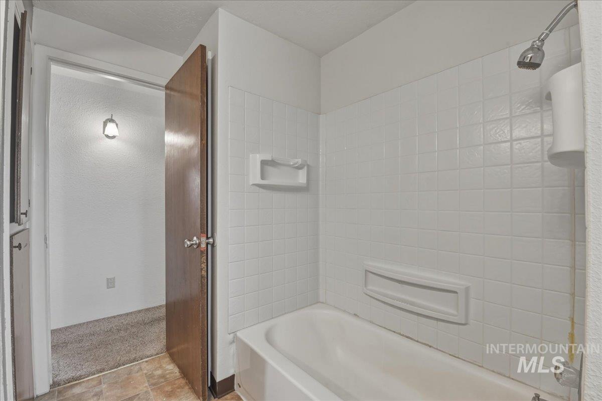 2220 Big Sky St Property Photo 38