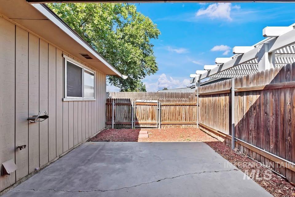 2220 Big Sky St Property Photo 45