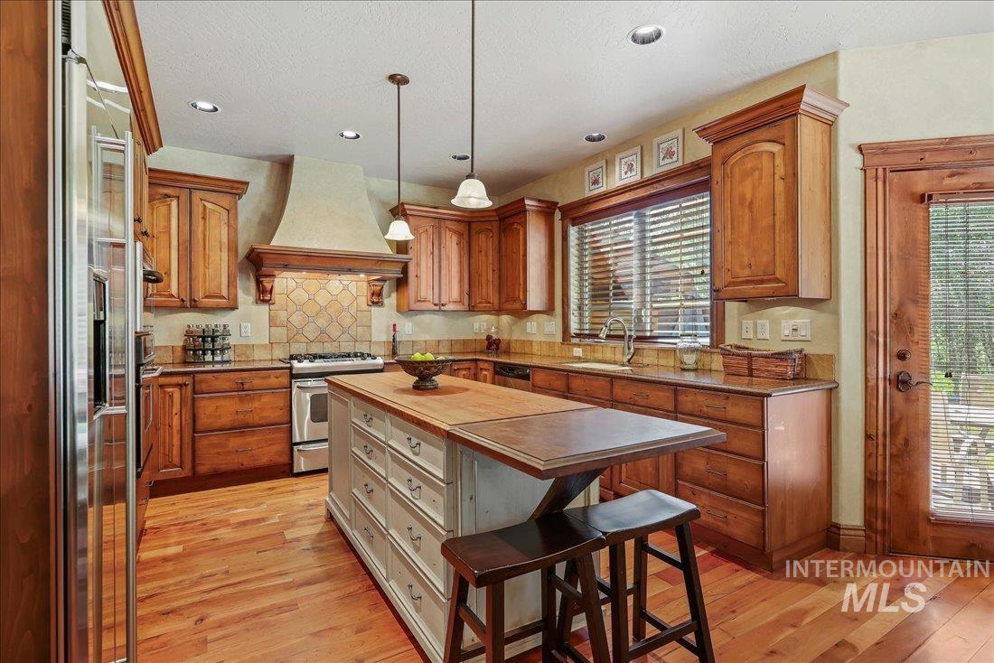 622 Blue Water Circle Property Photo 13