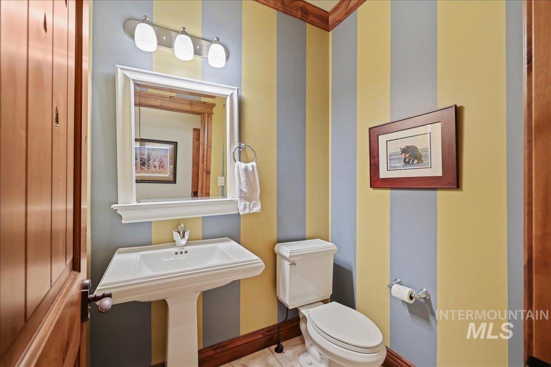 622 Blue Water Circle Property Photo 20