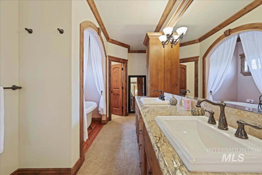 622 Blue Water Circle Property Photo 29