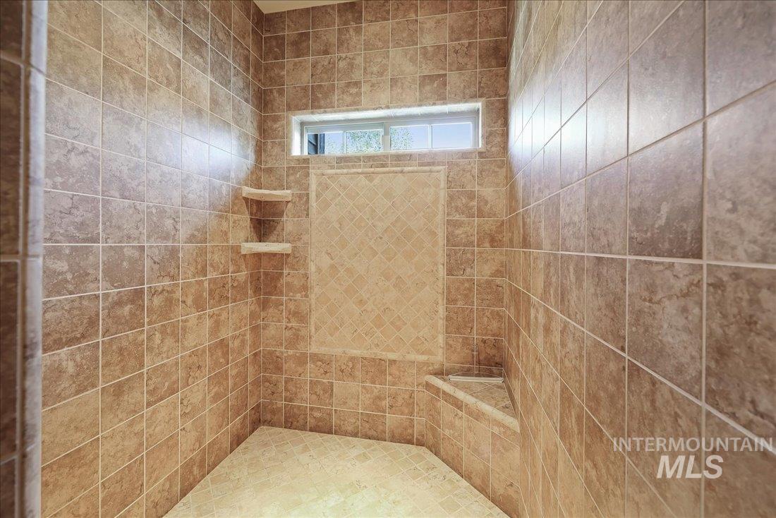 622 Blue Water Circle Property Photo 30