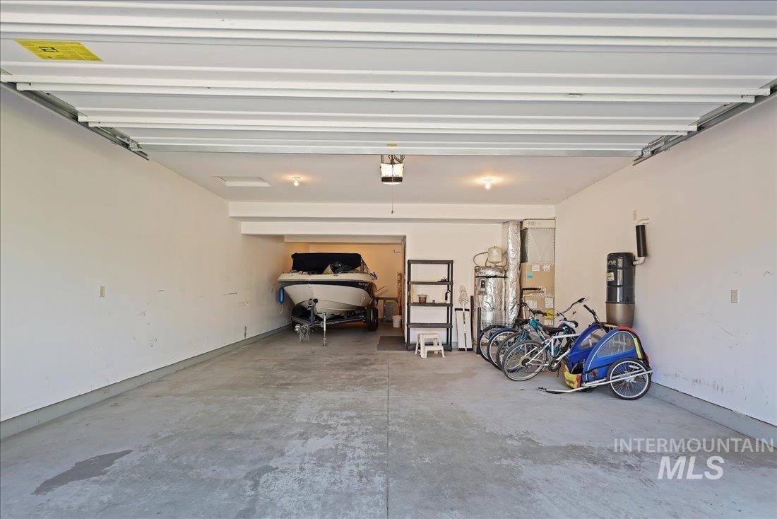 622 Blue Water Circle Property Photo 39