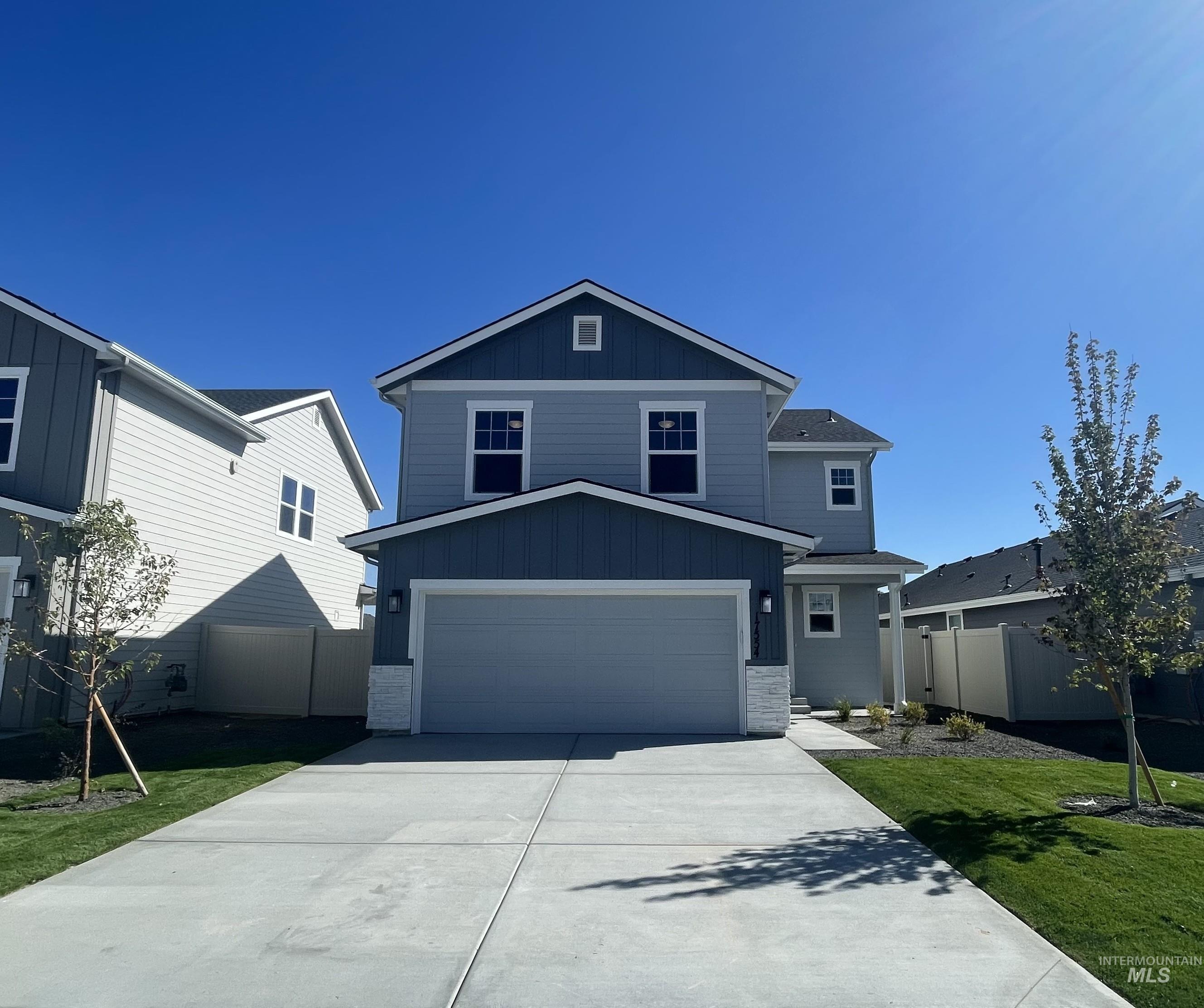 17554 Moon Ridge Pl Property Photo 1
