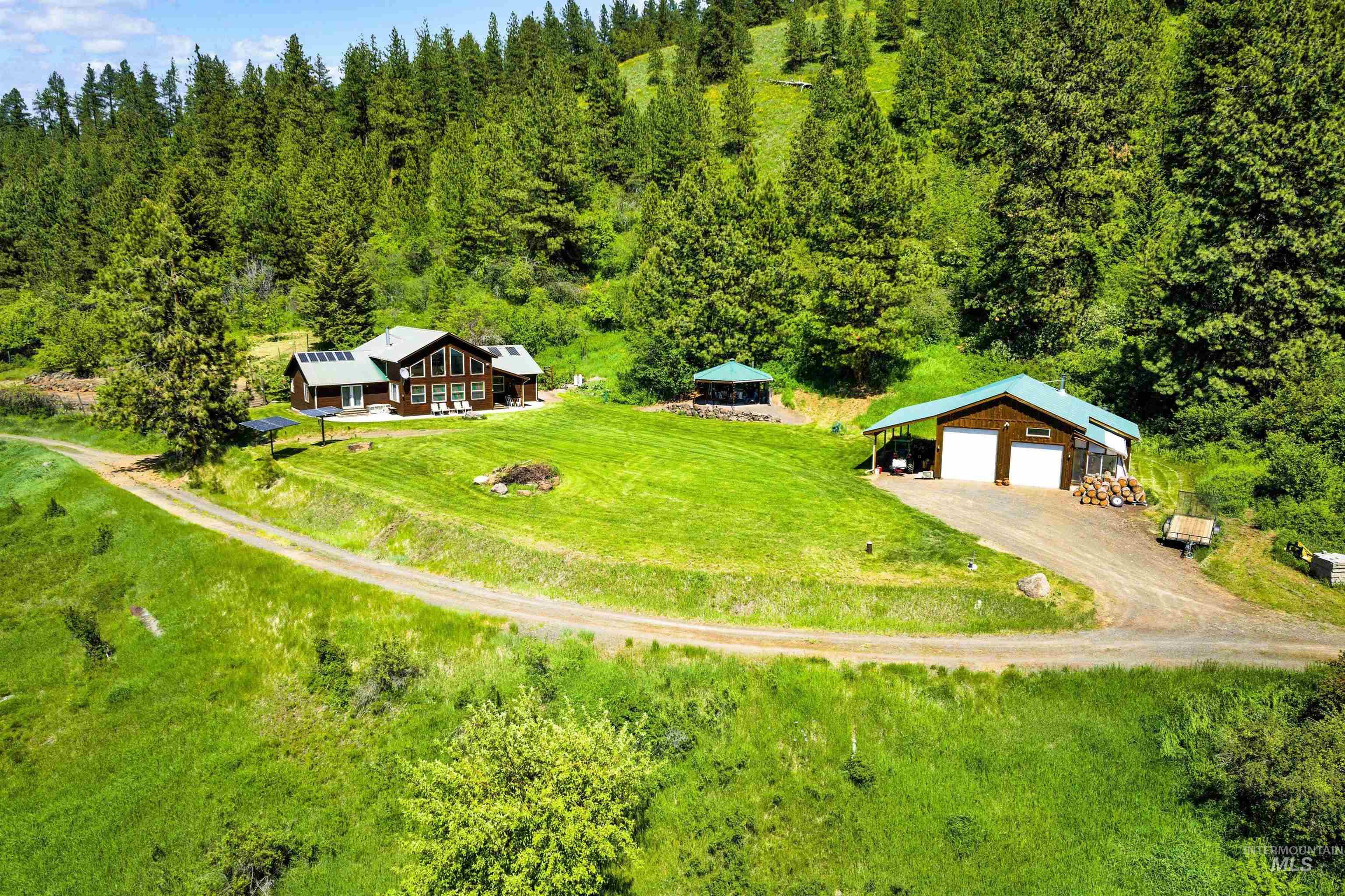 192 Short Cut Road Property Photo 3