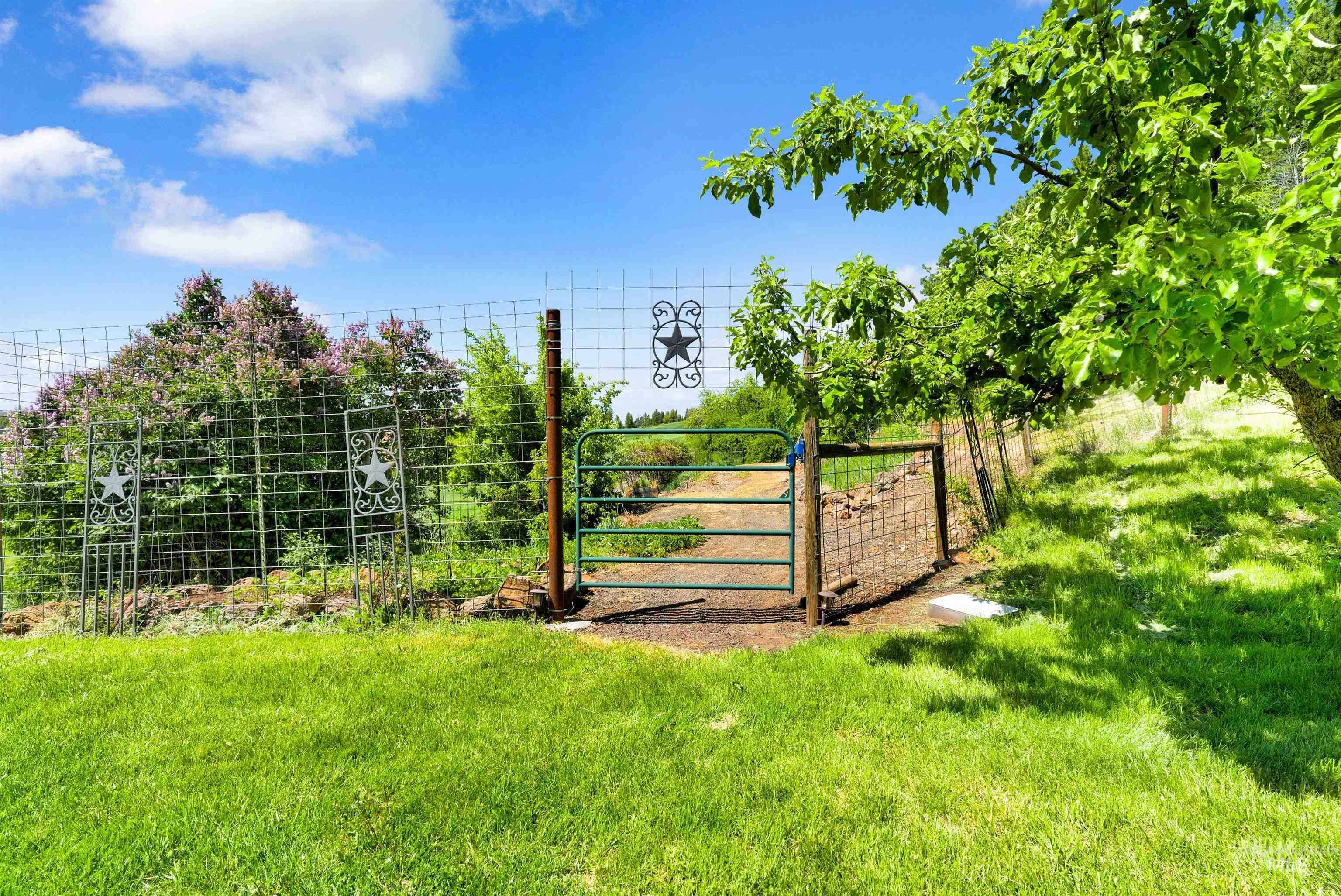 192 Short Cut Road Property Photo 40