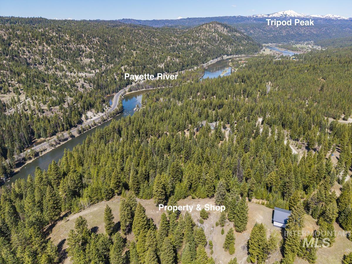 219 Tripod View Drive Property Photo 1