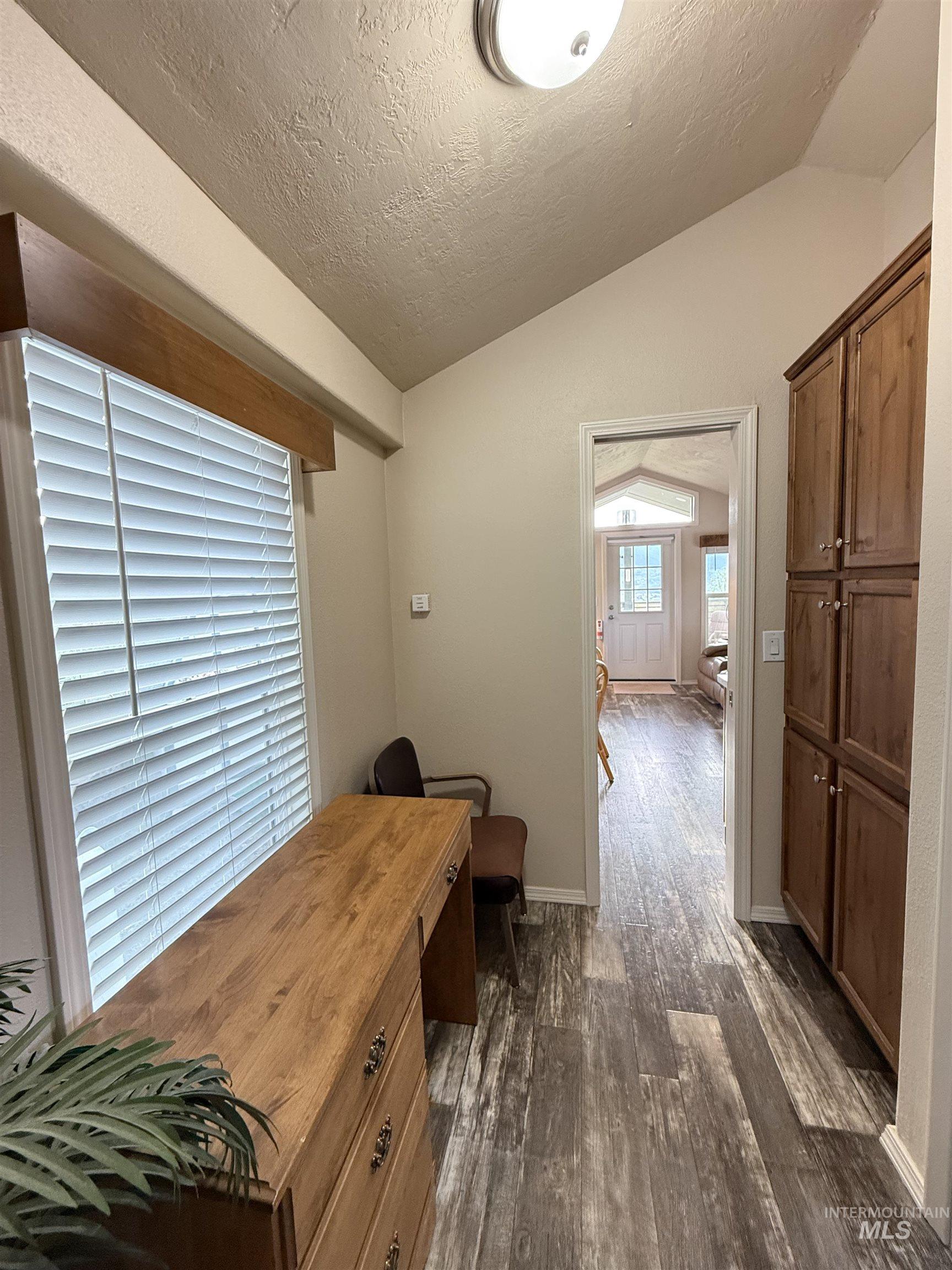 106 Lolo St Property Photo 11