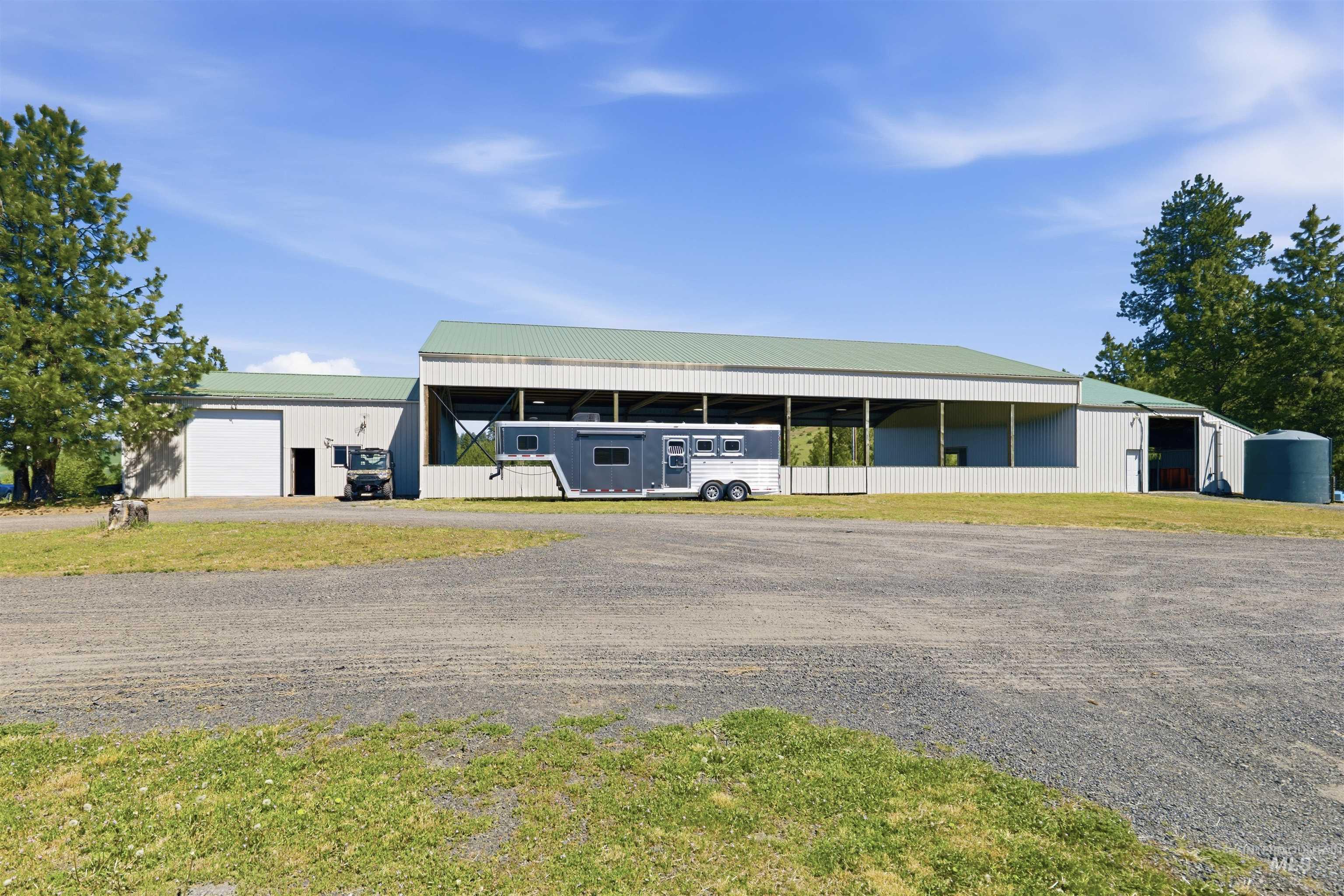 1049 Libey Road Property Photo 4