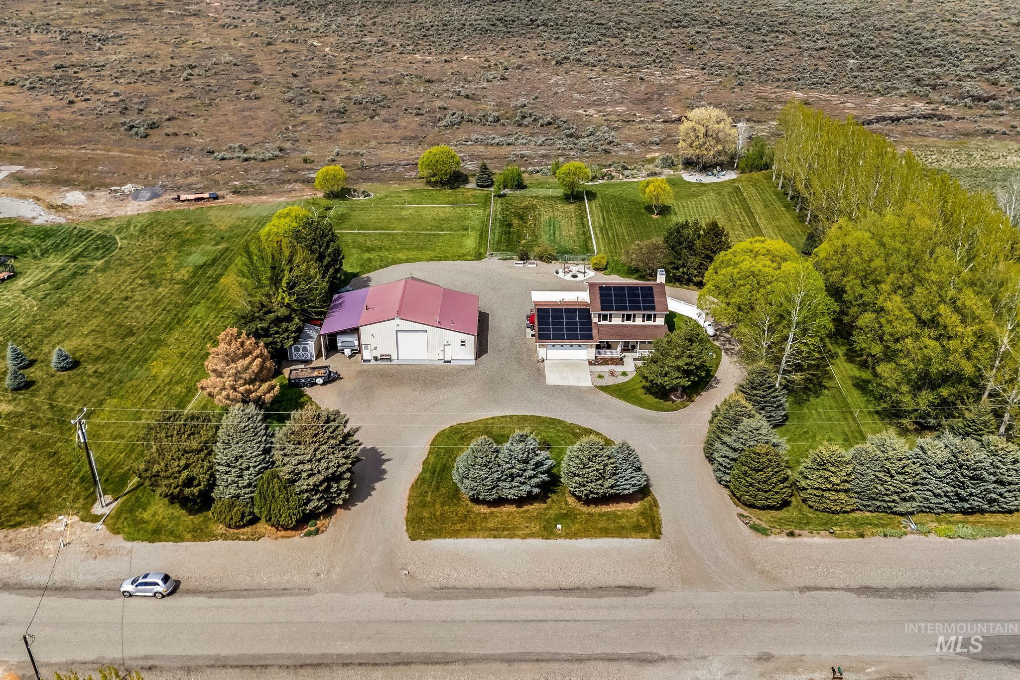 12 W Huyser Dr Property Photo 1