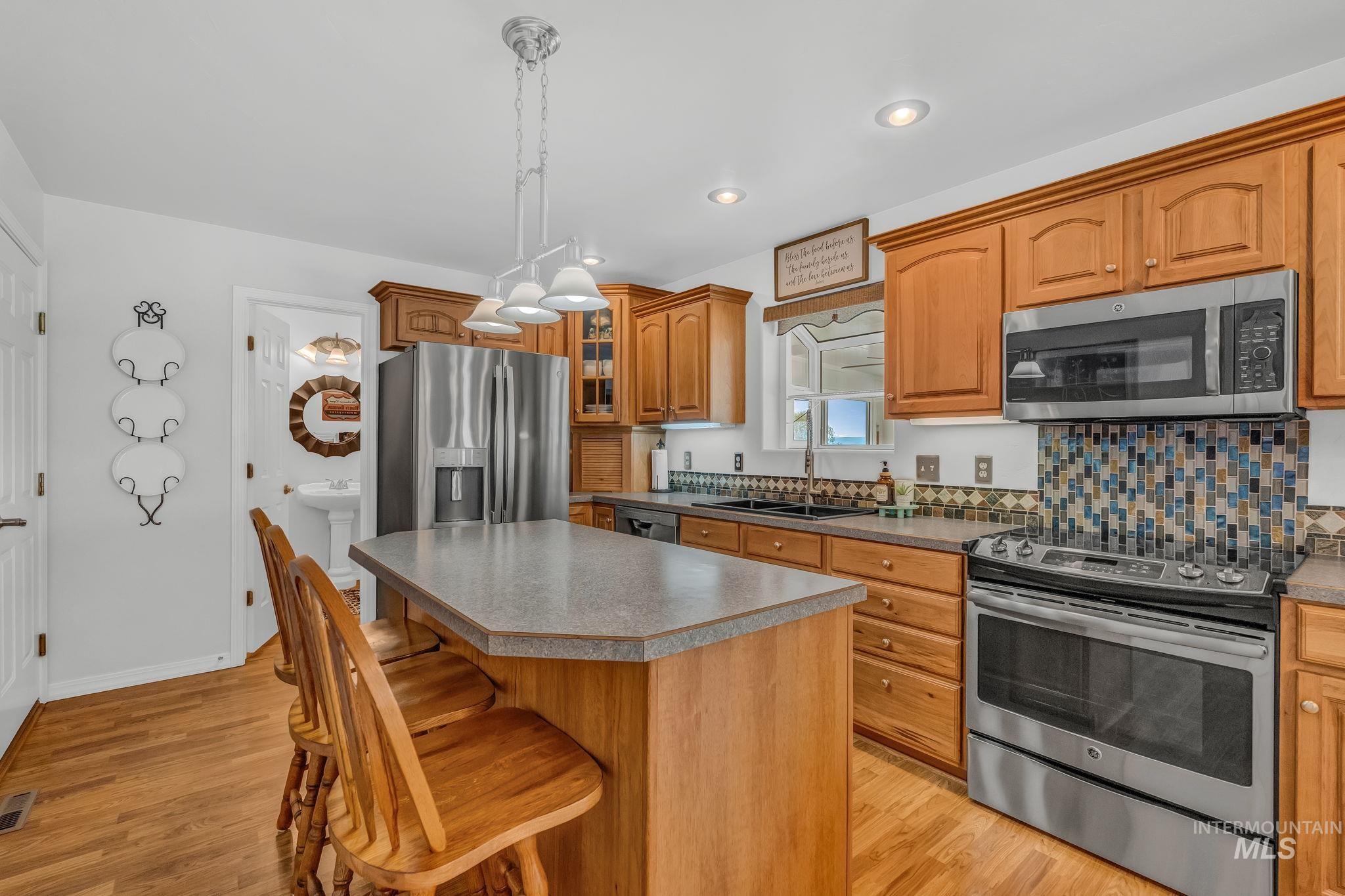 12 W Huyser Dr Property Photo 13