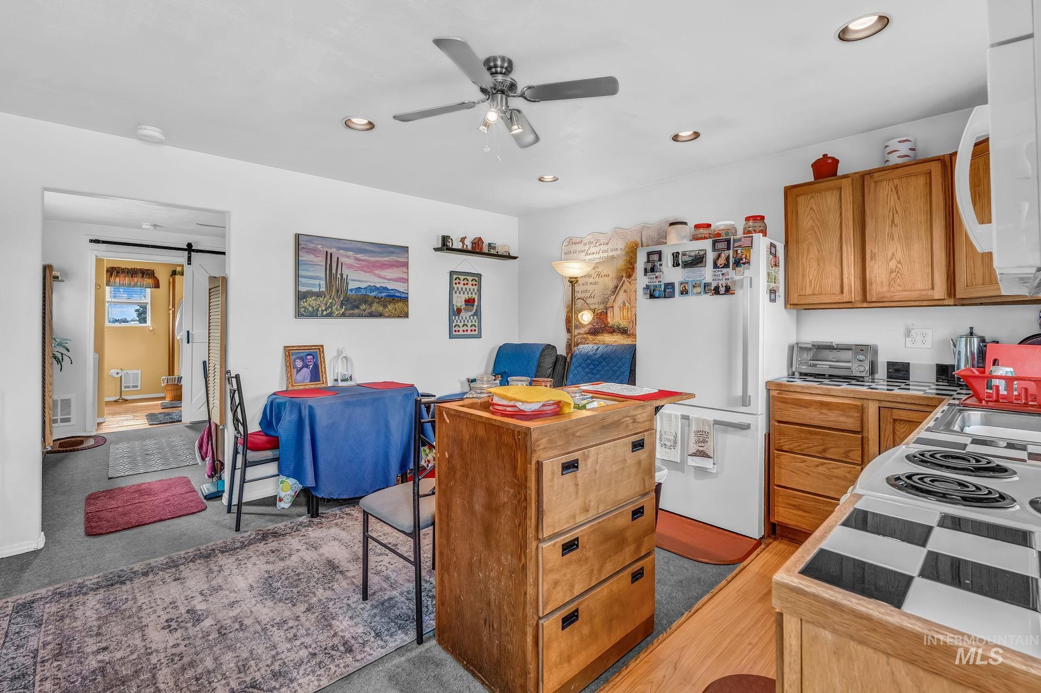 12 W Huyser Dr Property Photo 35