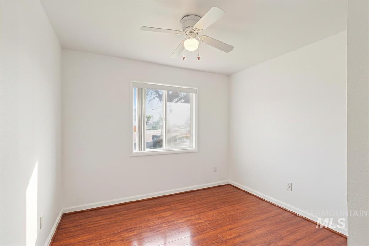 106 Maplewood Cr Property Photo 22
