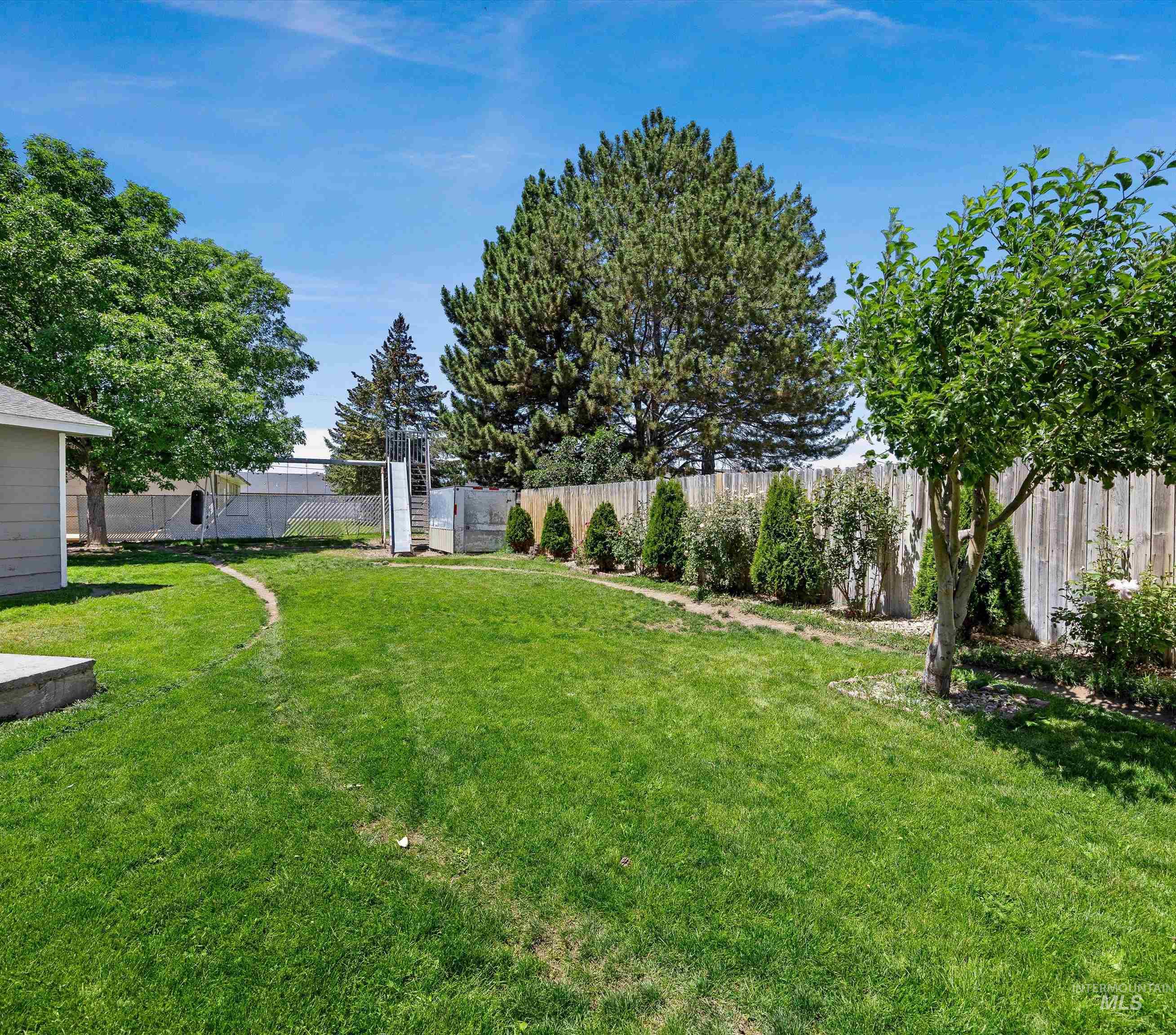 106 Maplewood Cr Property Photo 35
