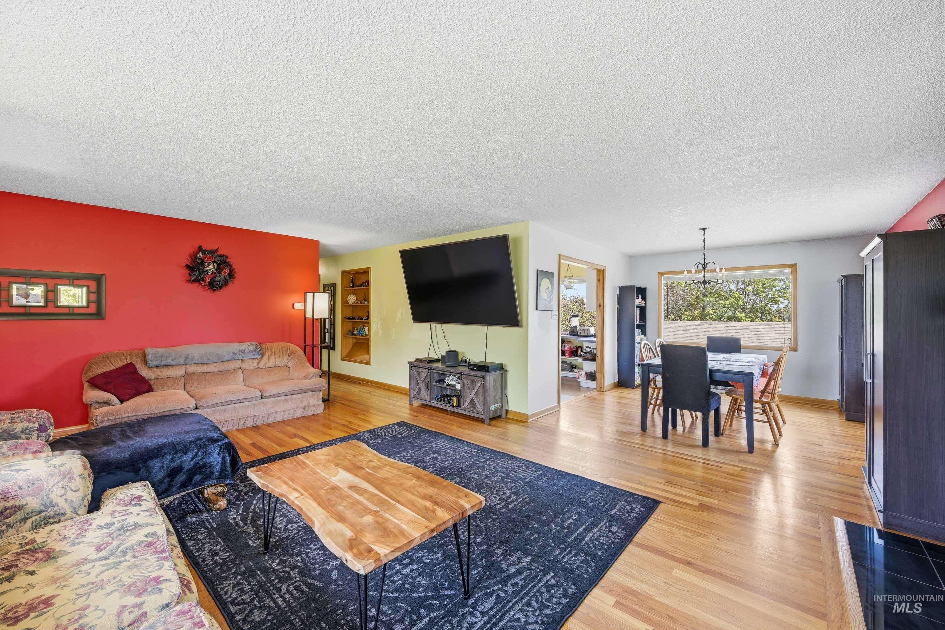 906 Orchard Ave. Property Photo 10