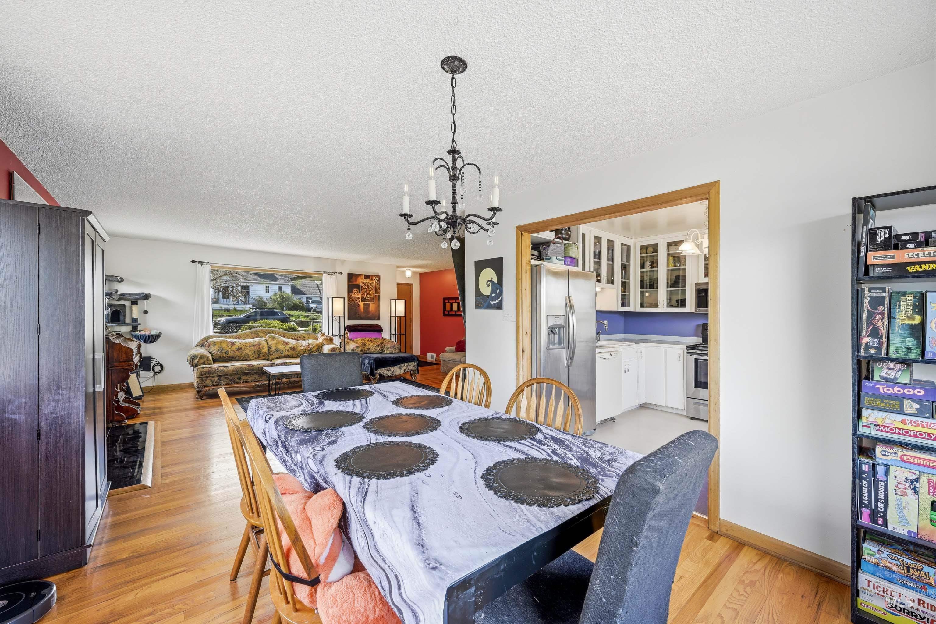 906 Orchard Ave. Property Photo 11