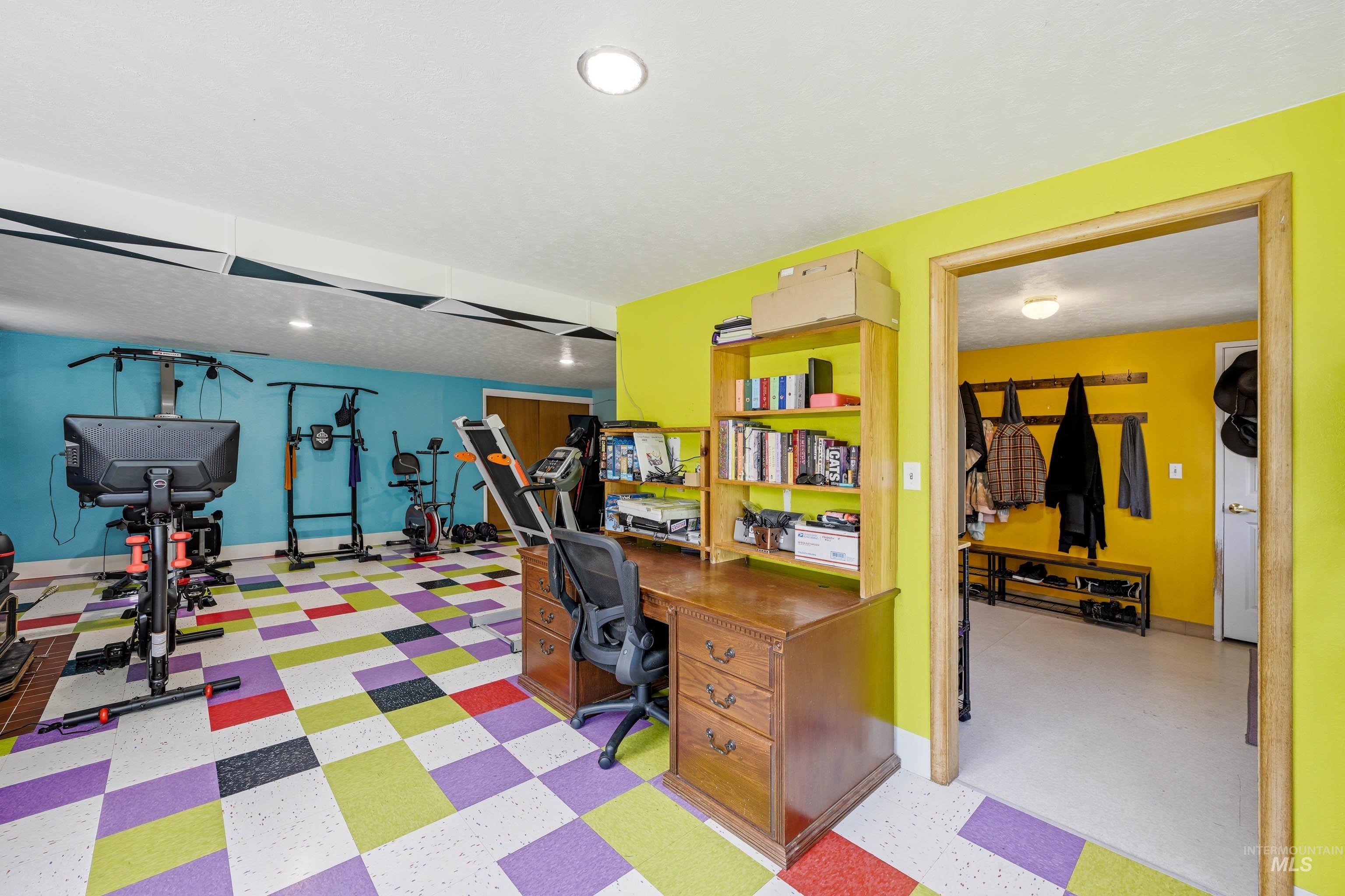 906 Orchard Ave. Property Photo 21