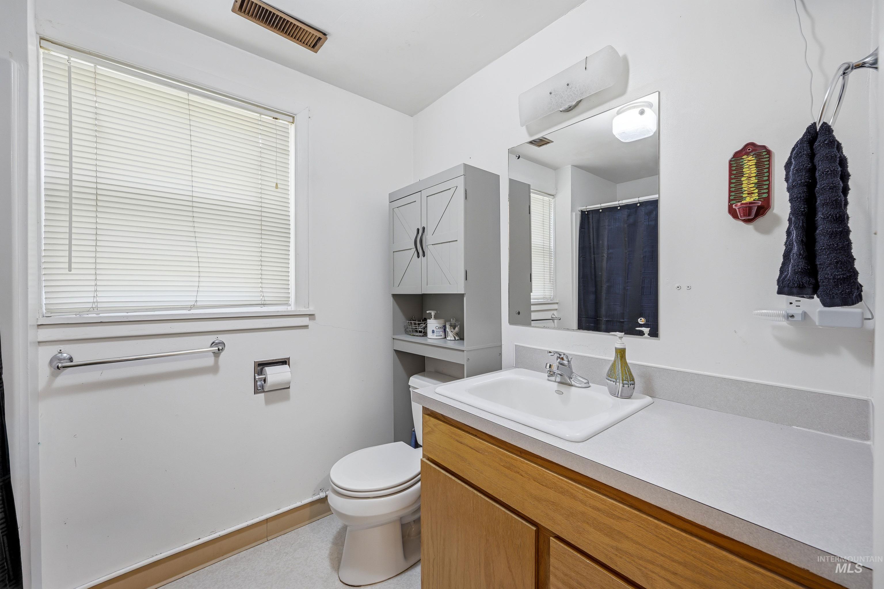 906 Orchard Ave. Property Photo 24